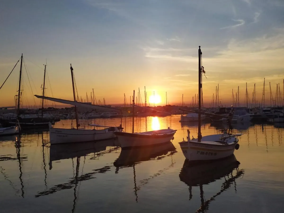 L' Escala Apartament Catalunya, Centrico Y Con Parking ספרד
